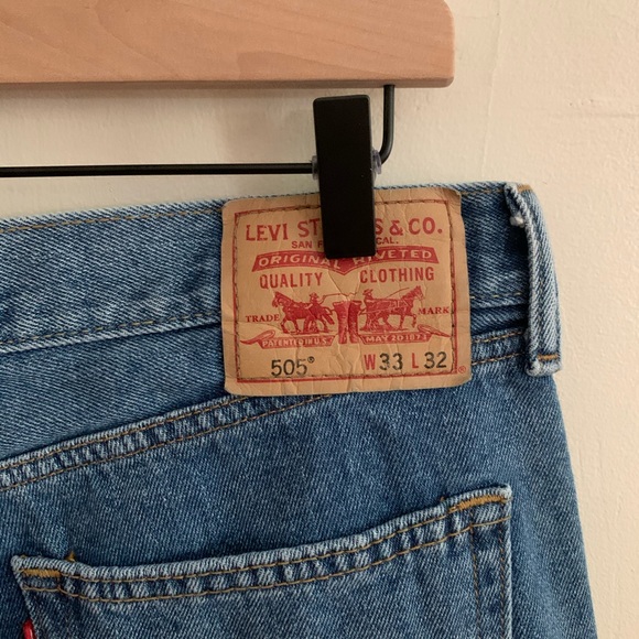 Levi’s • mens 505 straight fit jeans 33x32 unisex - Picture 3 of 5